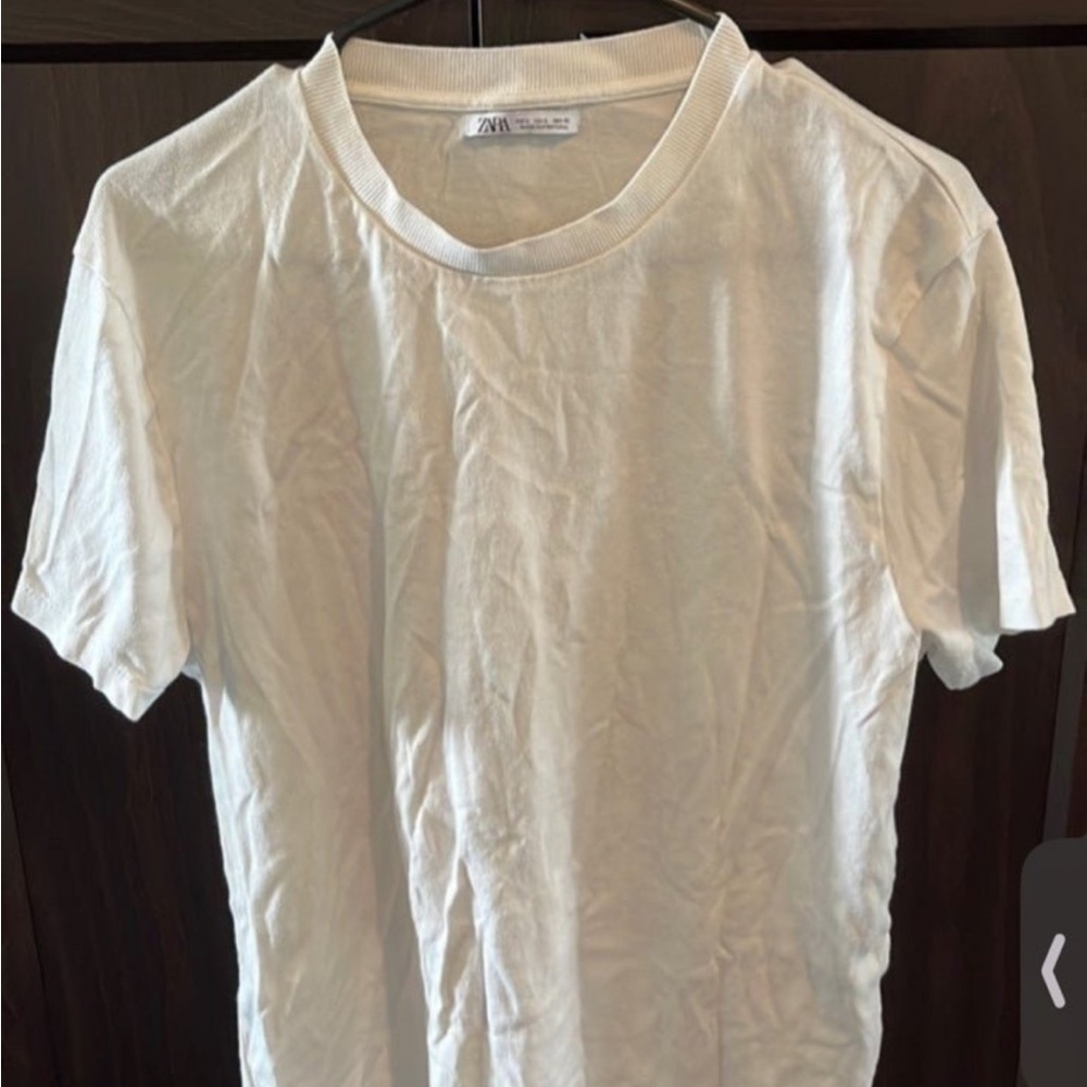 3 for $15! Zara white crewneck shirt t-shirt tee 
Size L
